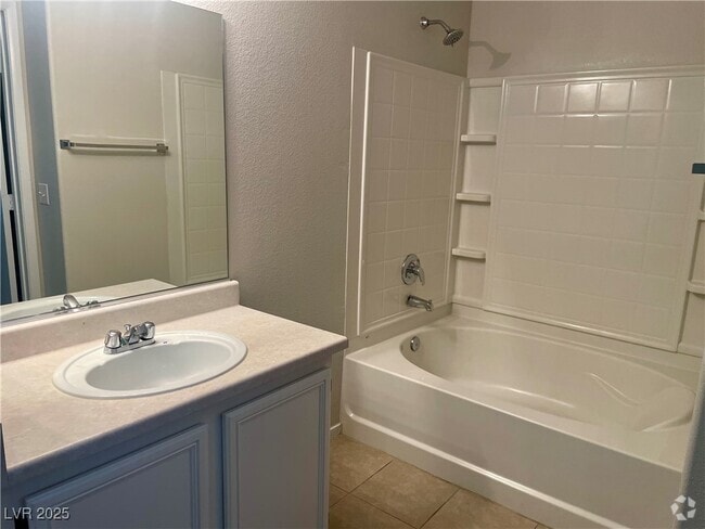 Building Photo - 9050 W Warm Springs Rd Unit 1008 Rental