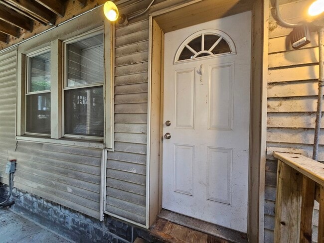 Building Photo - 2646 N Orchard St Unit 1R Rental