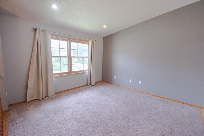 Photo - Pet friendly Country Club Manor home with fenced yard!
