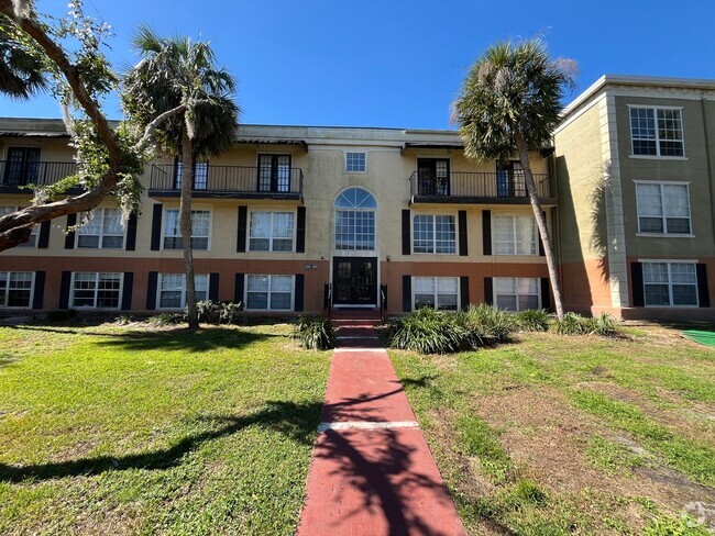 Building Photo - First Floor Lakefront Condo at Cypress Pointe Unit 4144D - Versailles