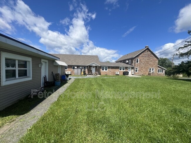 Photo - 10669 Jonestown Rd