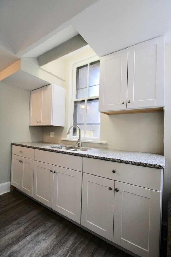 1616 Green St Unit 1
