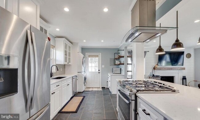 Photo - 6226 Apache St