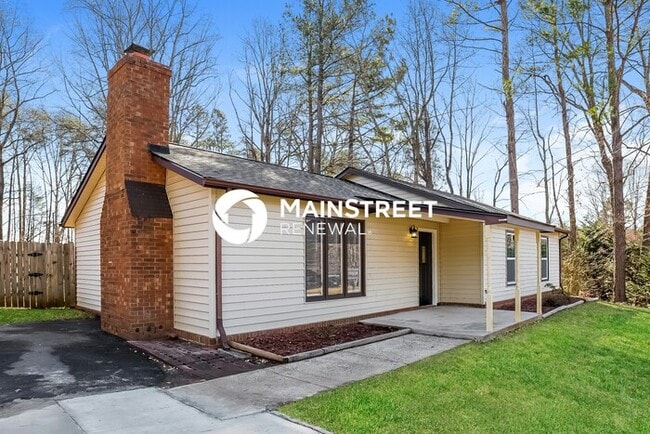 3 Bedroom Pet-Friendly Home in Winston-Salem, NC with Main Street Renewal