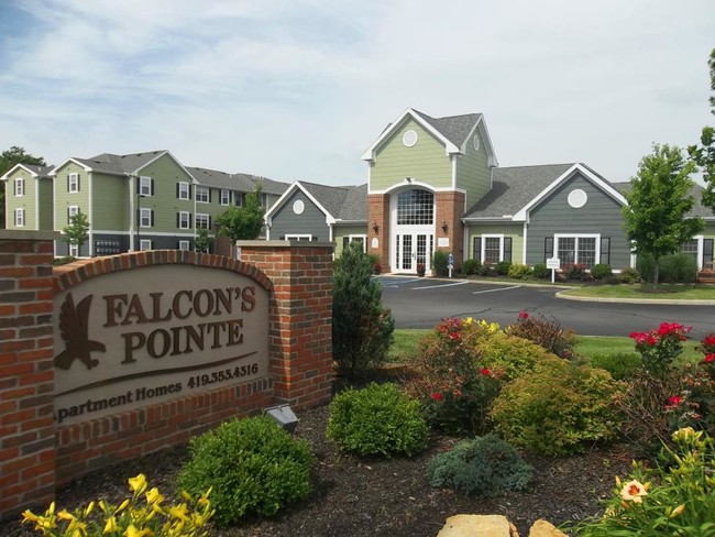 Falcon's Pointe - Falcon's Pointe Apartments