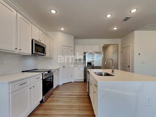 Photo - 1515 Soapstone Rd