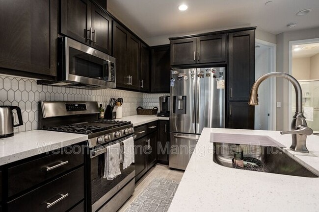 Photo - 1828 Enclave Pl