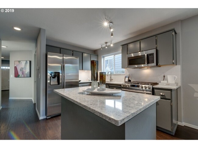 Photo - Modern & Move In Ready