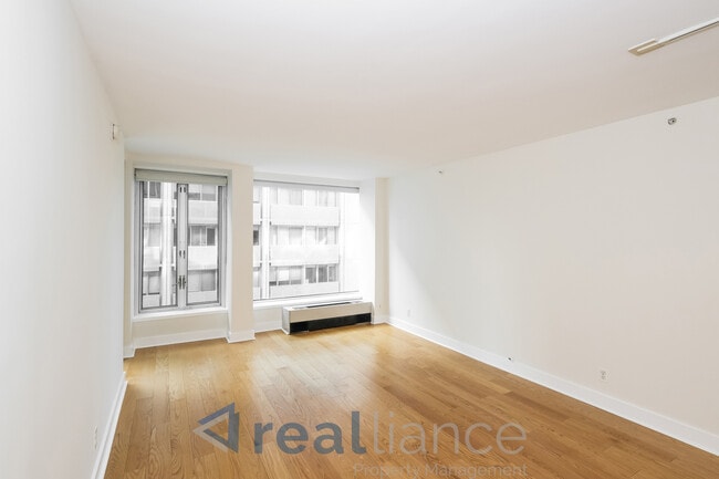 Photo - 1101 3rd St SW Unidad 408