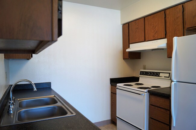 Photo - Valley View Apartments