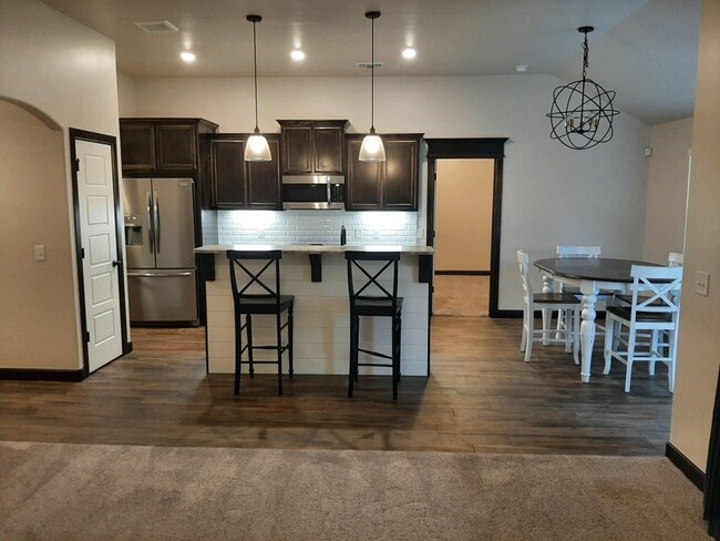 Photo - 4210 W Country Club Dr