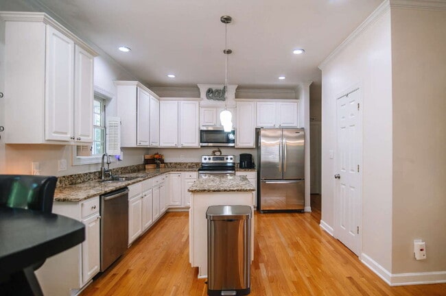 Building Photo - 12223 Penrose Trail Rental