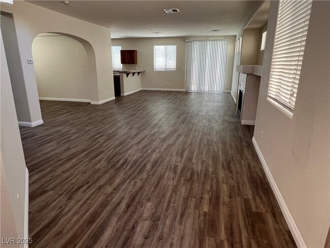 Building Photo - 1625 Yellow Tulip Pl Rental