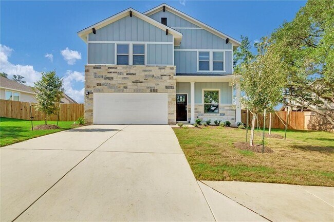 Building Photo - 704 Olive Creek Dr Rental