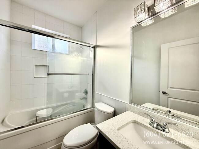 Photo - 13275-13290 90 Ave