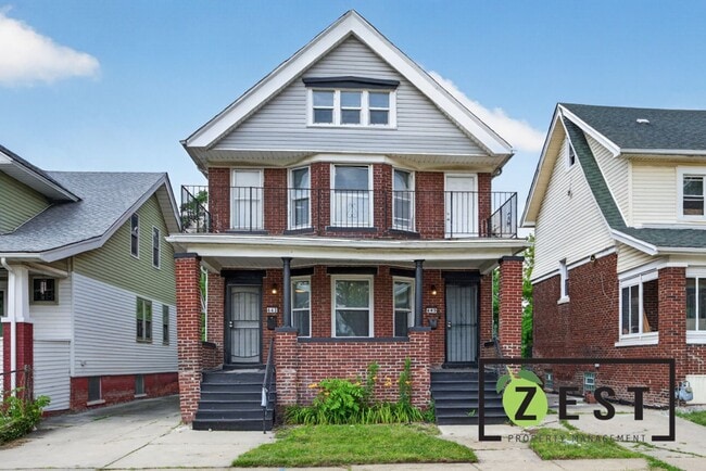 Building Photo - OPEN HOUSE- 7/23! 6PM-630PM! Unit 643 Navahoe Lower