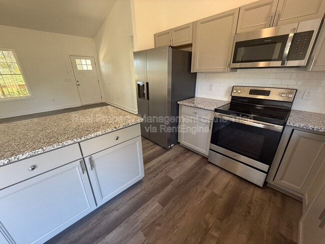 Photo - 3773 Hinshaw Country Rd