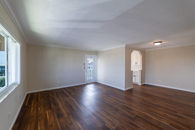 Photo - 111 Doolen Ct Unit 301