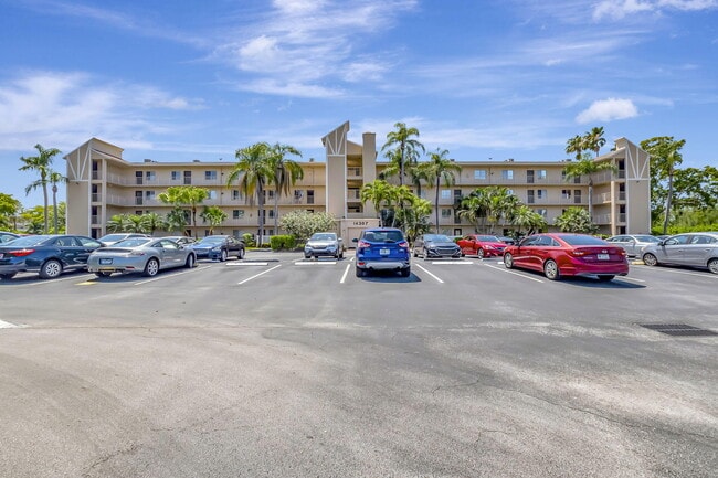 Photo - 14307 Bedford Dr Condo Unit 107