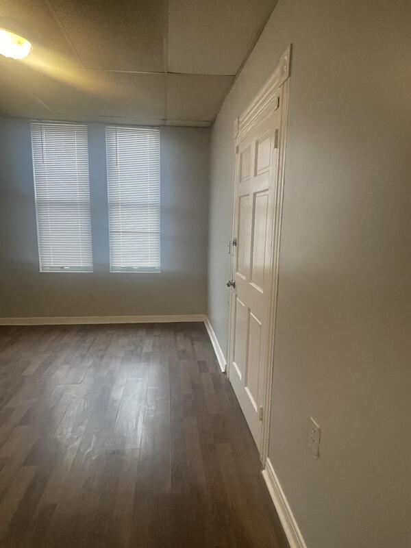 Photo - 1628 Church St