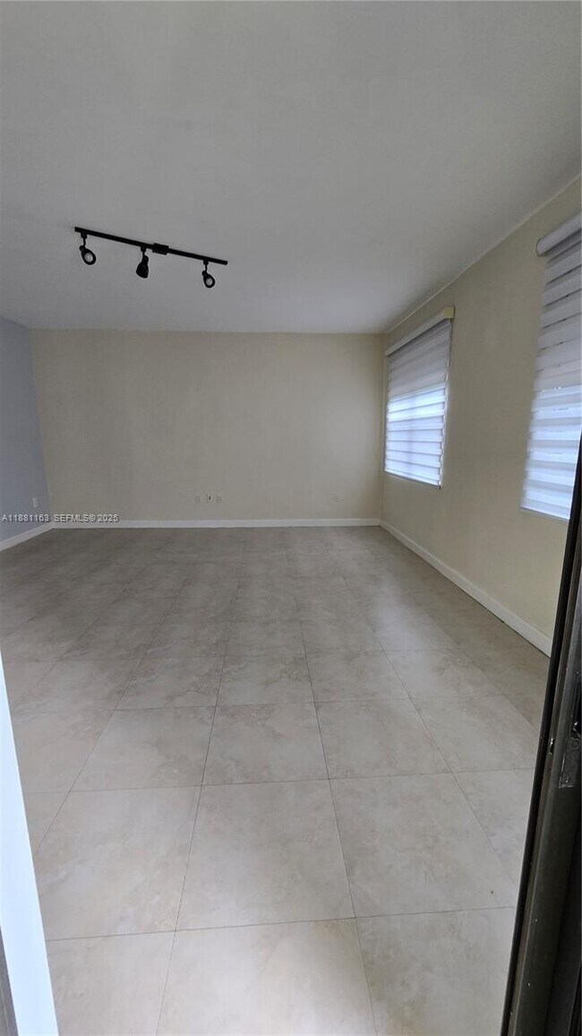 Photo - 10320 NW 70th Terrace