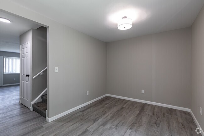 2BR, 1.5BA - Dining Room