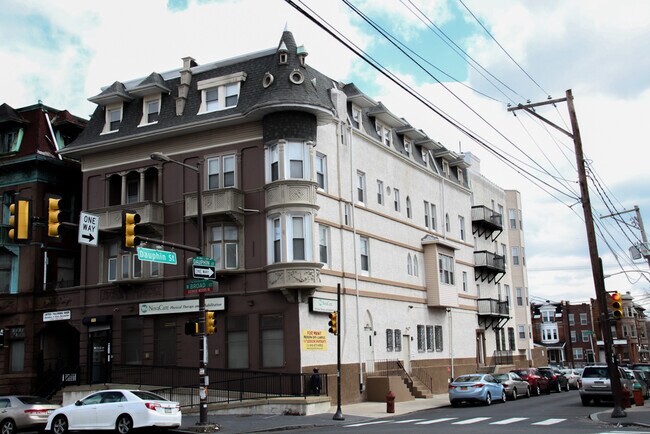 Photo - 2301 N Broad St Unidad 2C