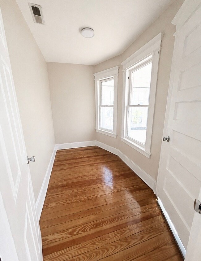 2391 Main St Unit 3