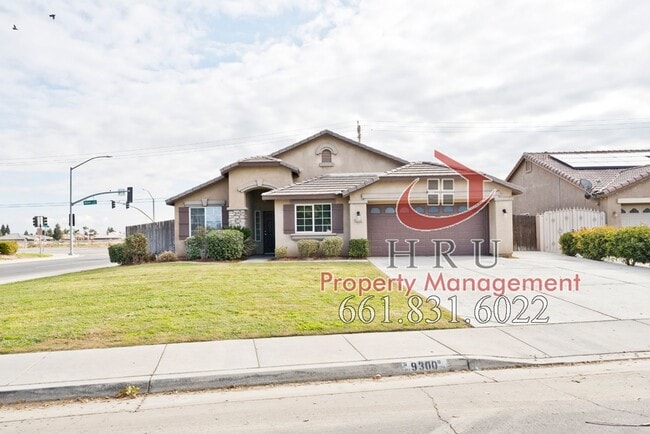 Photo - SW-Bakersfield features 4 bed 2 bath with solar panels