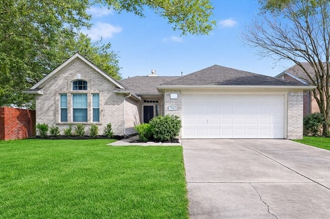 Building Photo - 10703 White Bridge Ln