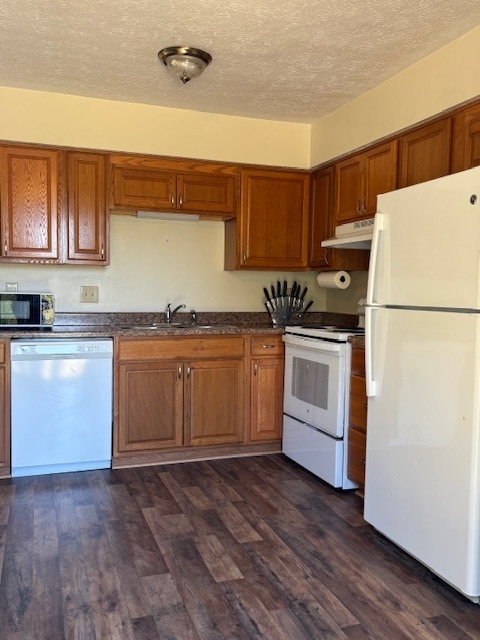 Building Photo - 2585-2587 Four Seasons Dr Unit 2585