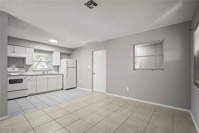 Photo - 75 Cypress St