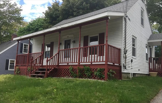 Building Photo - 33 Charlotte Ave