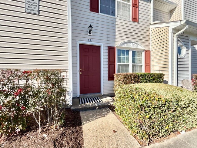 Photo - Gorgeous Updated Condo In Virginia Beach!