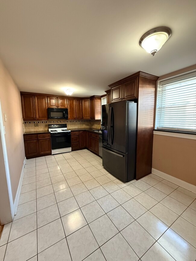 Photo - 3808 Ronnald Dr