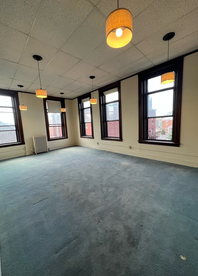 Building Photo - McShane Block Unit 9