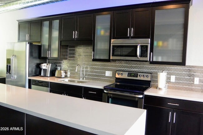 Photo - 516 E Ames Pl