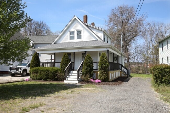 Building Photo - 262 Plymouth St Rental