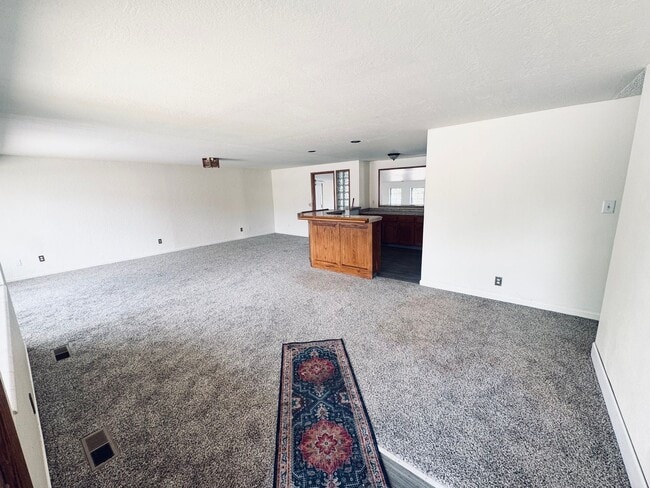 Photo - Charming 3 Bedroom Home