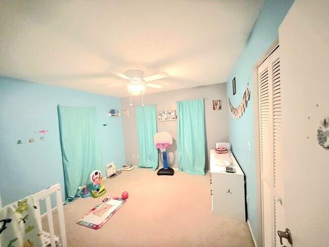 2466 44th Ave
