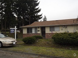 Building Photo - Very Nice 2 Bedroom, 1 Bath Duplex! Rental