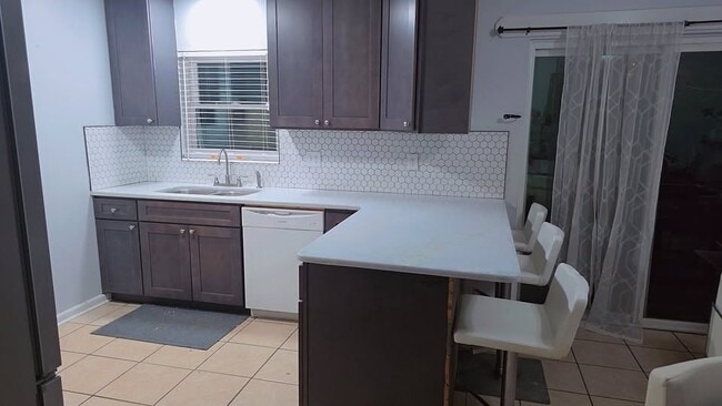 Photo - 63 Friendly Ln