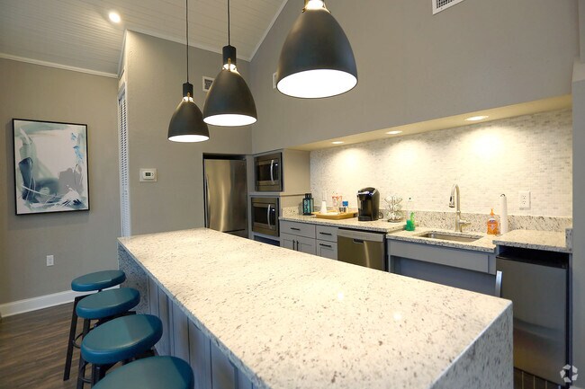 Clubhouse - Chesapeake Bay