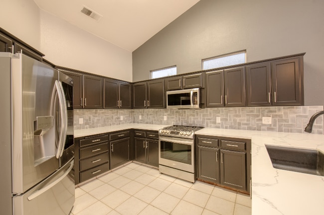 Photo - 7224 N Bonadelle Ave