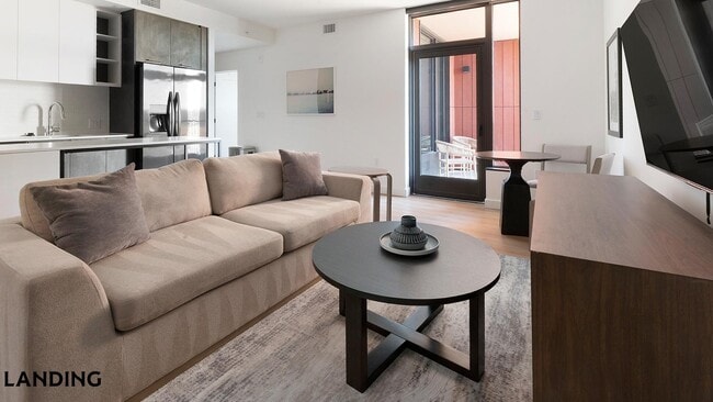 Building Photo - 632 Howard Rd SE