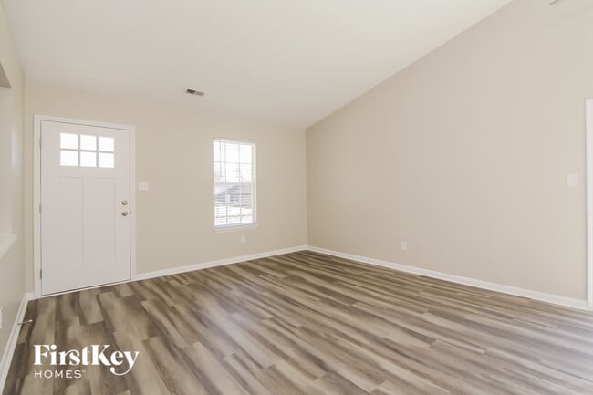 Photo - 712 Pennwood Ln