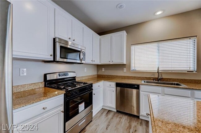 Photo - Gorgeous Updated Home w/ Open Floor Plan & New Upgrades