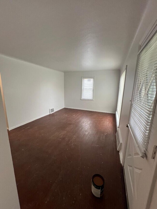 Photo - 14315 Tokay Ave