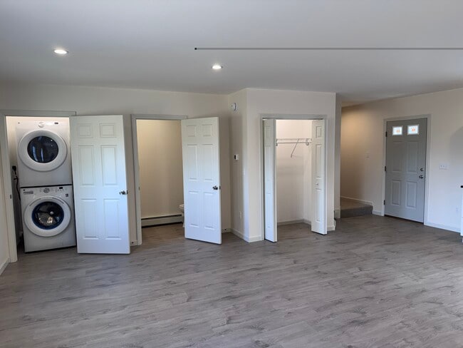 Photo - 47 Hogfat Hill Rd