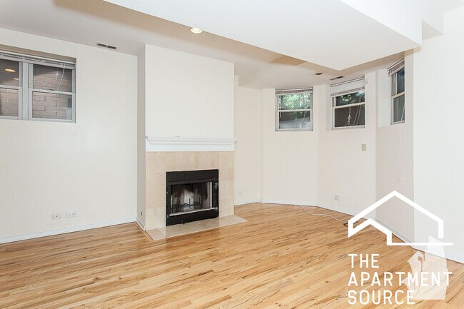 Photo - 2320 N Southport Ave